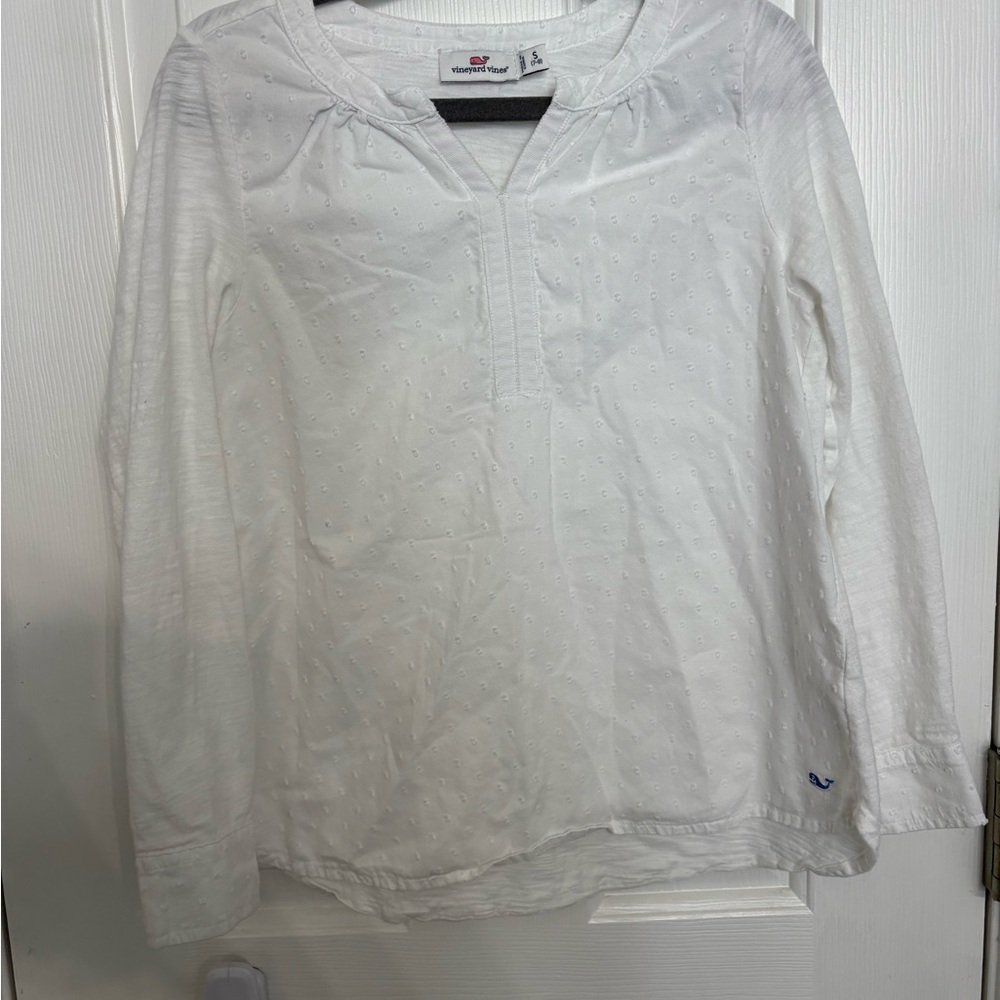 Girls Vineyard Vines 100% Cotton White Long Sleeve Top With Dot Detailing, S